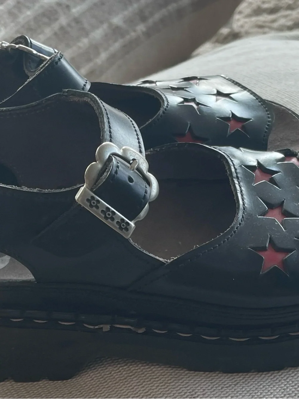 Tredair Black Sandals 1990s Vintage Red Star Cutouts *RARE*